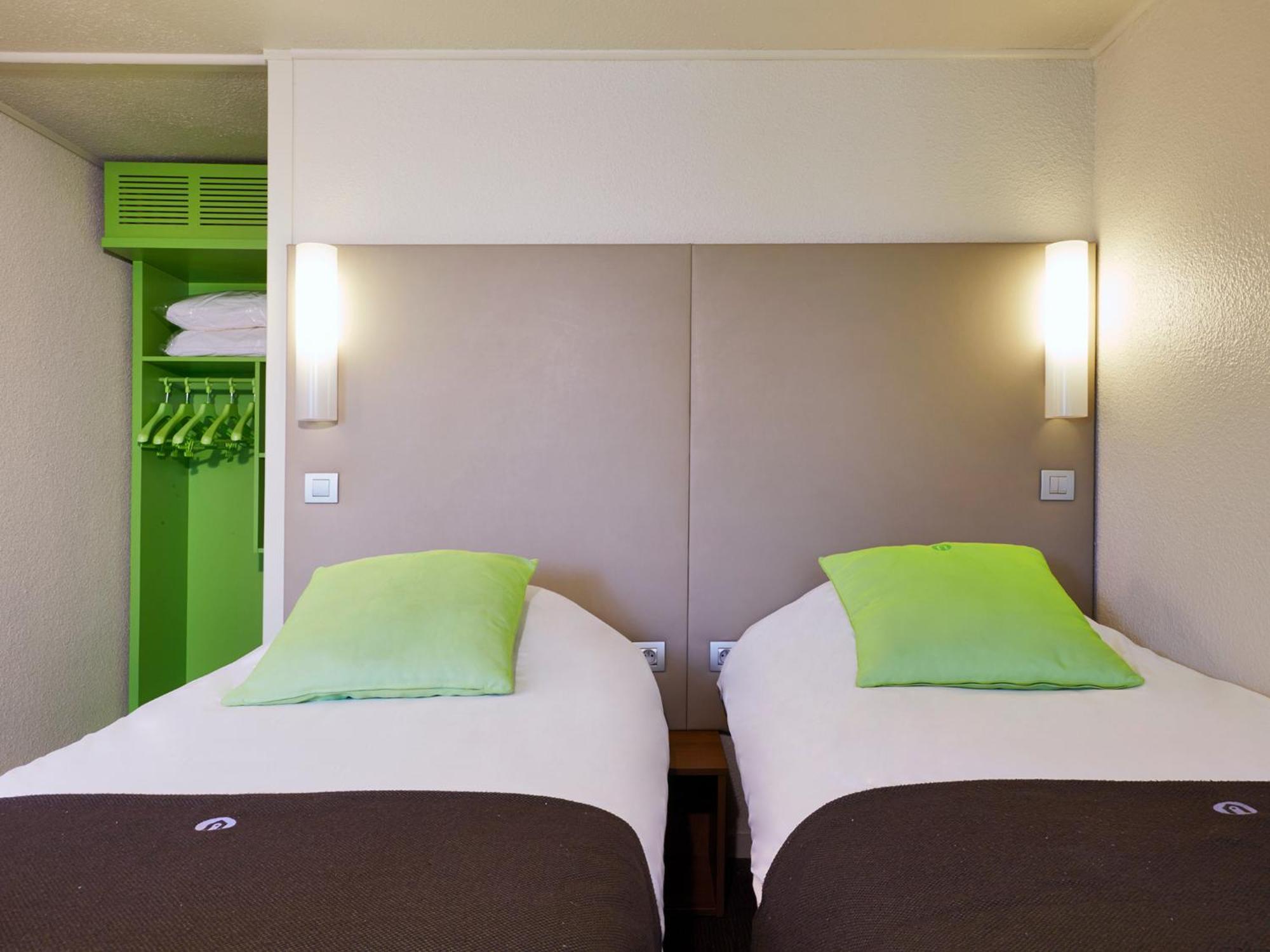 Campanile Brest - Gouesnou Aeroport Hotel Quarto foto